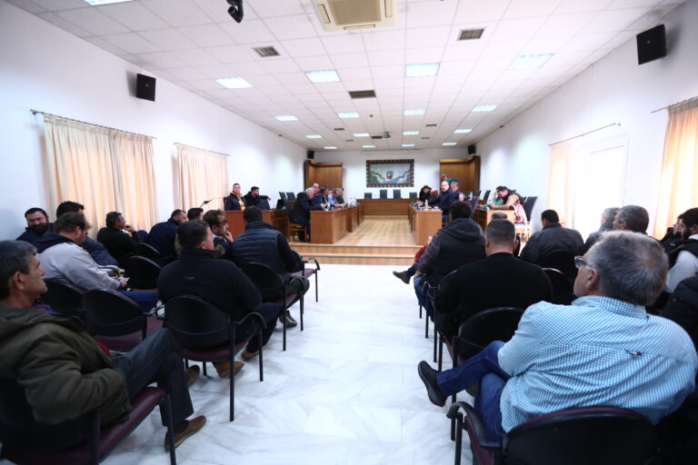 Συγκροτήθηκε η δεκαπενταμελής επιτροπή αγροτών που θα συναντηθεί με τον Πρωθυπουργό -dimoprasion.gr