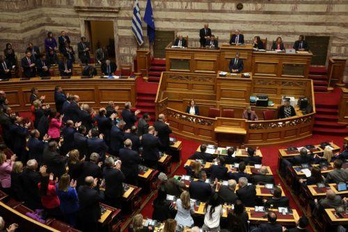Βουλή: Καταψηφίστηκε η πρόταση δυσπιστίας για τα Τέμπη - DIMOPRASIONGR
