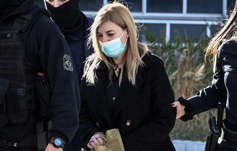 Απολογείται η Πισπιρίγκου για τους θανάτους Μαλένας και Ίριδας