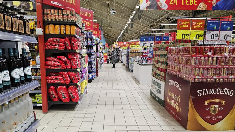 Μετά την Κροατία, κι άλλες χώρες μποϊκοτάρουν τα σούπερ μάρκετ για την αύξηση τιμών