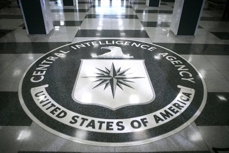 Σχέδιο εθελουσίας εξόδου και στη CIA