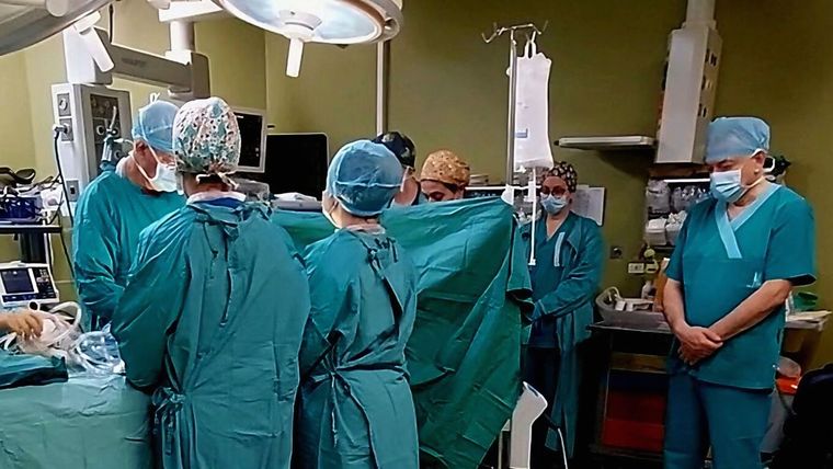 «Ενός λεπτού σιγή» από τις χειρουργικές ομάδες, ως ελάχιστος φόρος τιμής, στο μικρό ‘Αγγελο