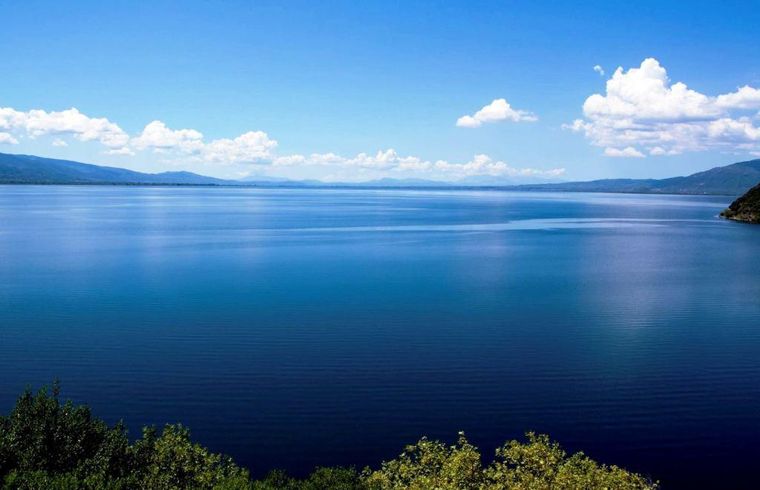 «Αιτωλών Πολιτεία»: Ο Δήμαρχος Θέρμου προχώρησε σε κρυφή συναλλαγή με ιδιωτική εταιρία για την Τριχωνίδα