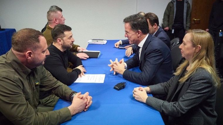 Ευρωπαϊκό ΝΑΤΟ και Καναδάς χρηματοδότησαν την Ουκρανία