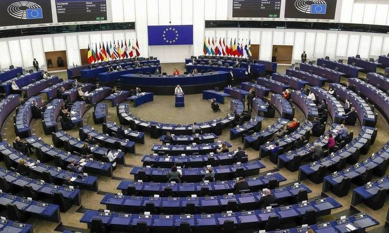 Ευρωκοινοβούλιο: Ξεσπά νέο σκάνδαλο