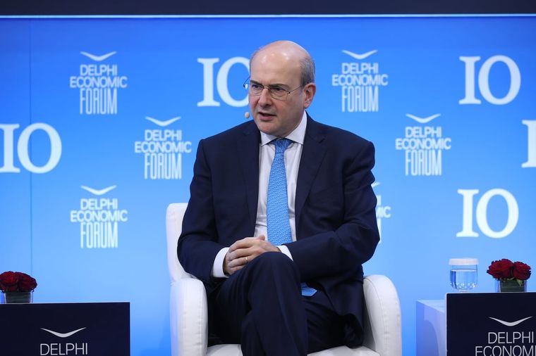 Κωστής Χατζηδάκης: Μαγικές συνταγές και λεφτόδεντρα δεν έχουμε
