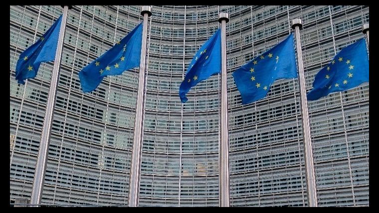 Στα “μαλακά” οι αυτοκινητοβιομηχανίες για την εκπομπή CO2