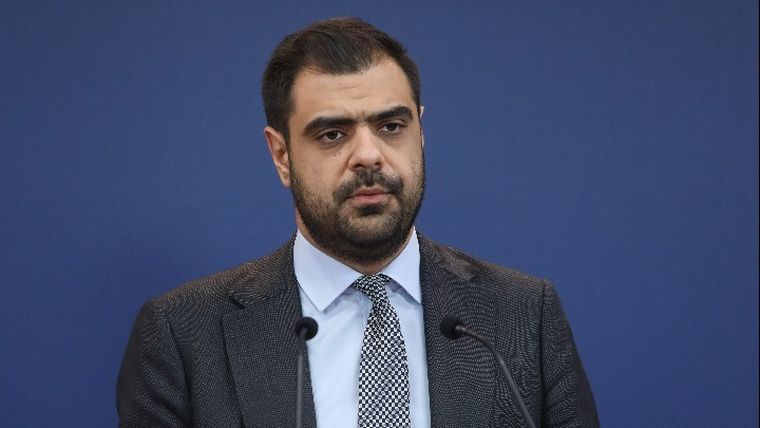 Π. Μαρινάκης: Αν μέχρι αύριο δεν εμφανιστούν οι ιδιοκτήτες των δύο ομάδων, δεν θα ολοκληρωθεί το πρωτάθλημα