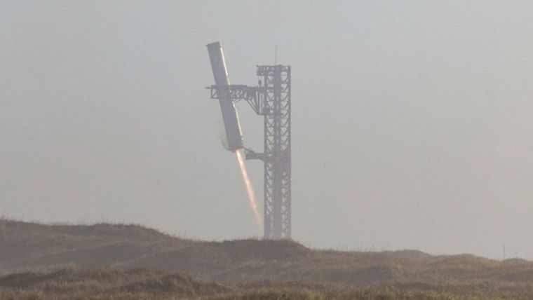 Νέα αποτυχία για τη SpaceX, η έκρηξη ενός γιγάντιου πυραύλου Starship στο Τέξας
