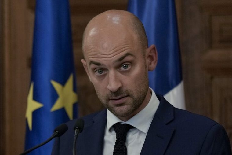 Η Γαλλία καταδικάζει τον «απαράδεκτο» βομβαρδισμό της καθολικής εκκλησίας της Αγίας Οικογένειας στη Γάζα