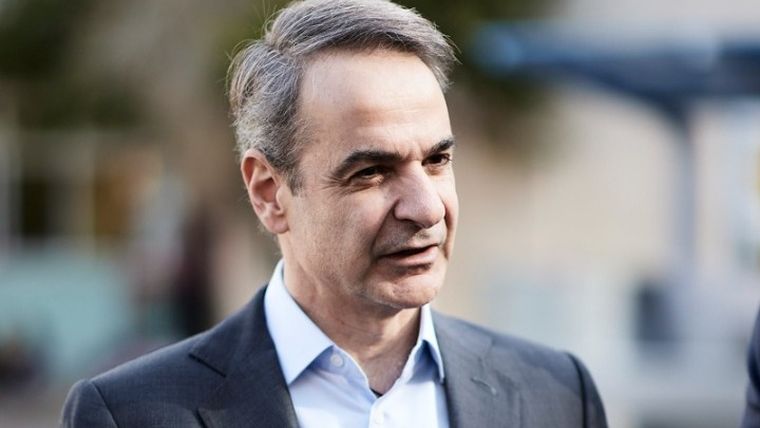 Στο ΟΑΚΑ ο πρωθυπουργός για την παράδοση νέων οχημάτων στο πυροσβεστικό σώμα